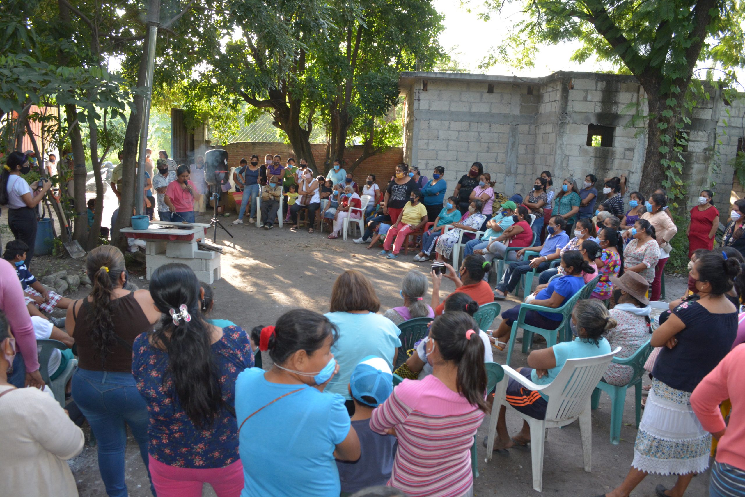 Ante la Pandemia y sus crisis, la Comunidad y sus fortalezas.